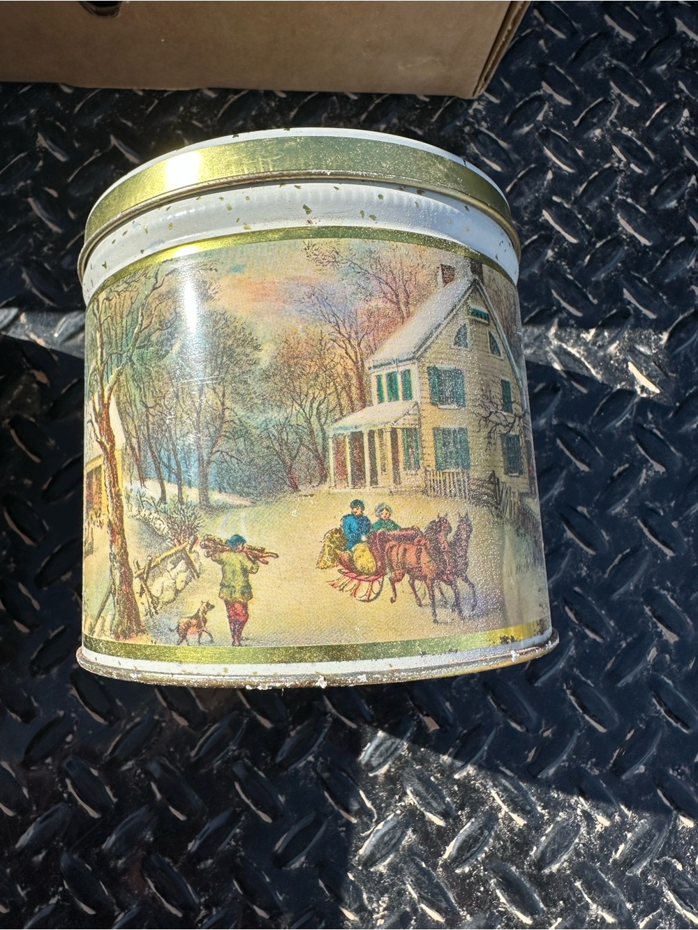 Vintage Winter Scene Decorative Tin - Green & Cream